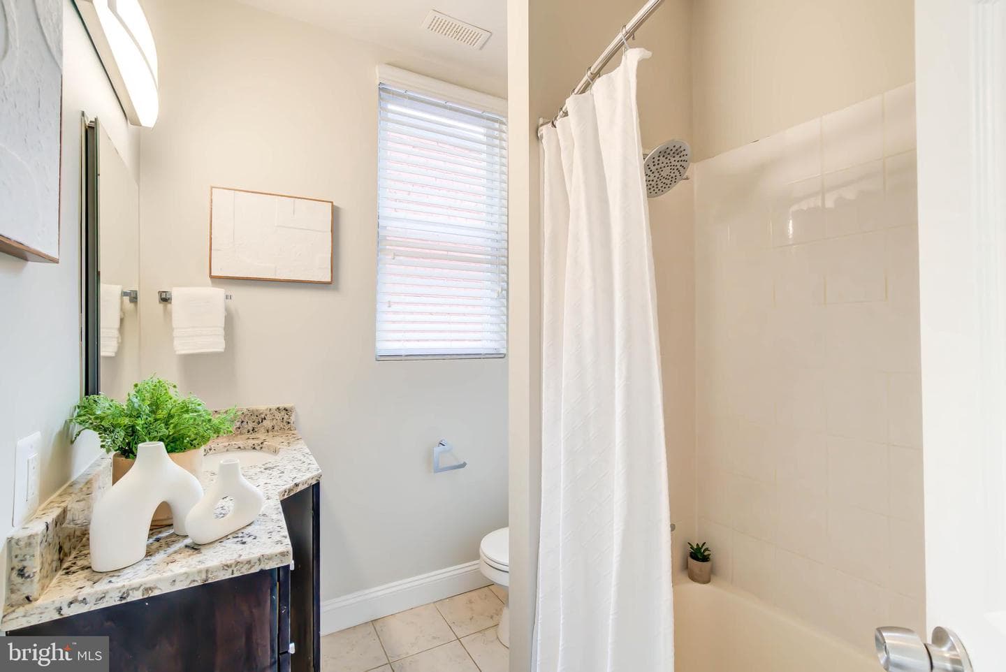 1111 Fairmont Street NW photo 33