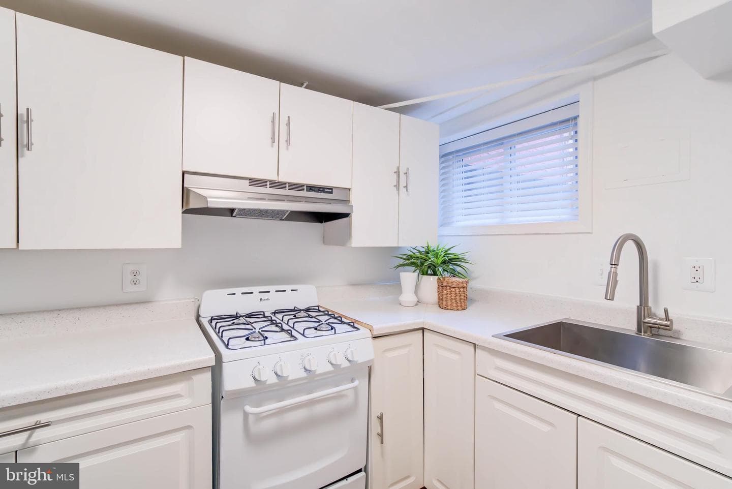 1111 Fairmont Street NW photo 45