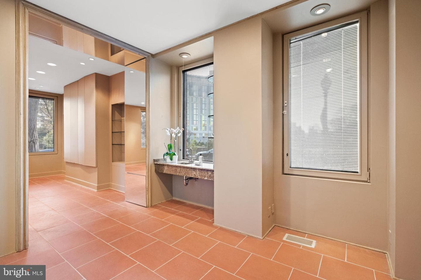 901 26th Street NW photo 4