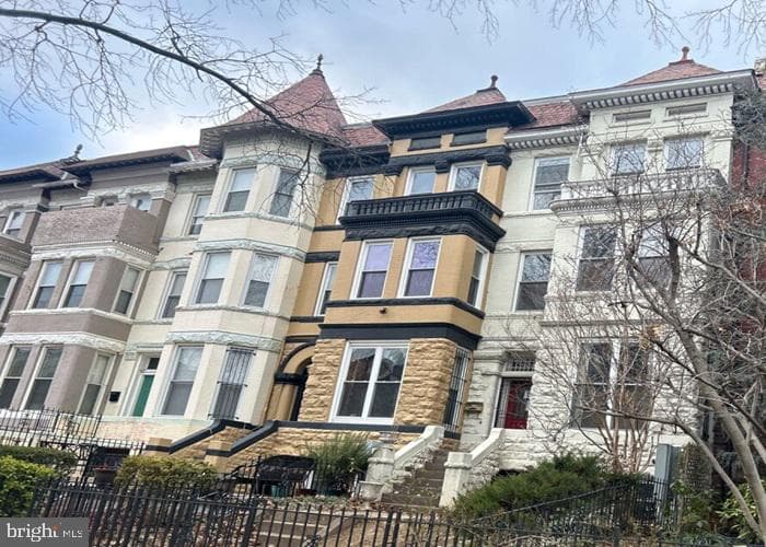 1303 Euclid Street NW photo 2