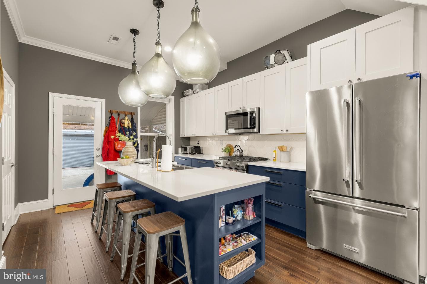 421 10th Street NE photo 11