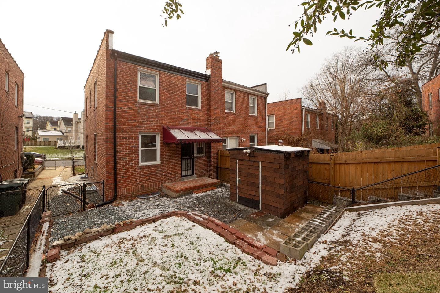 1808 Morris Road SE photo 38