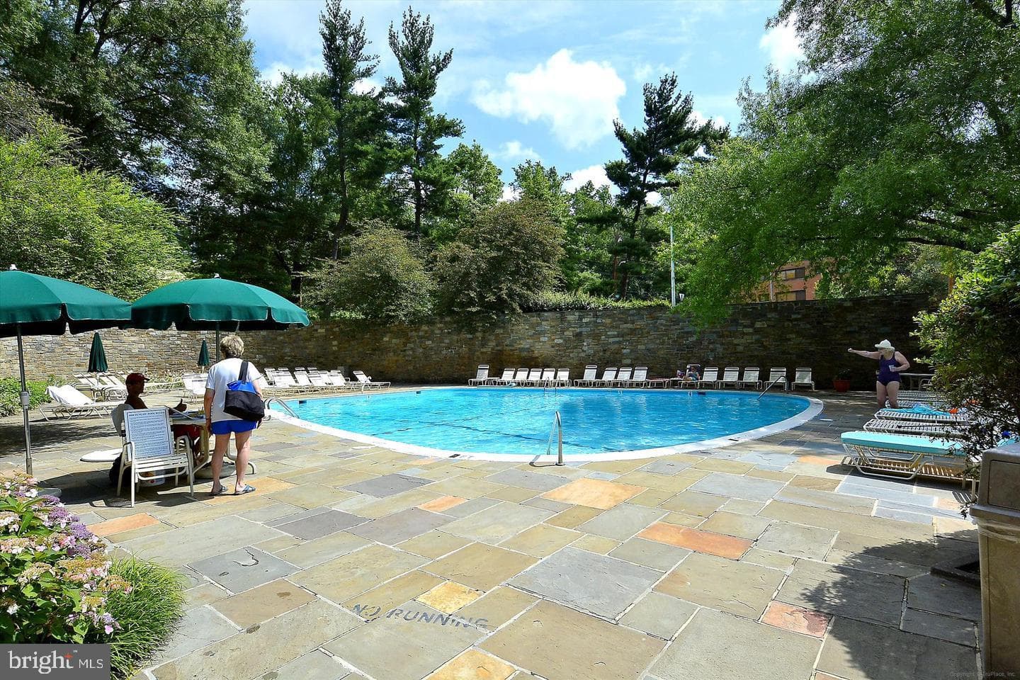 4000 Tunlaw Road NW #1029 photo 11