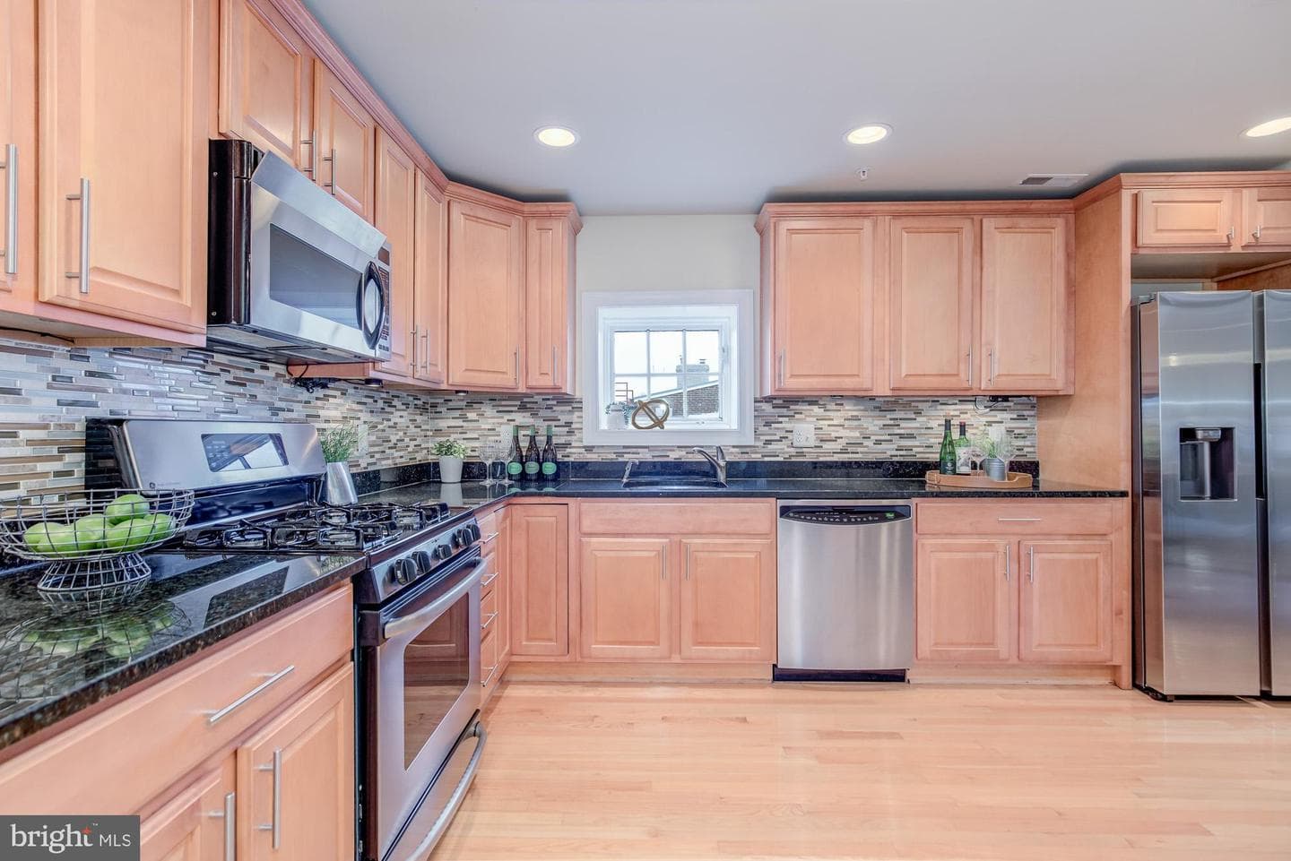 425 M Street NW #j photo 11