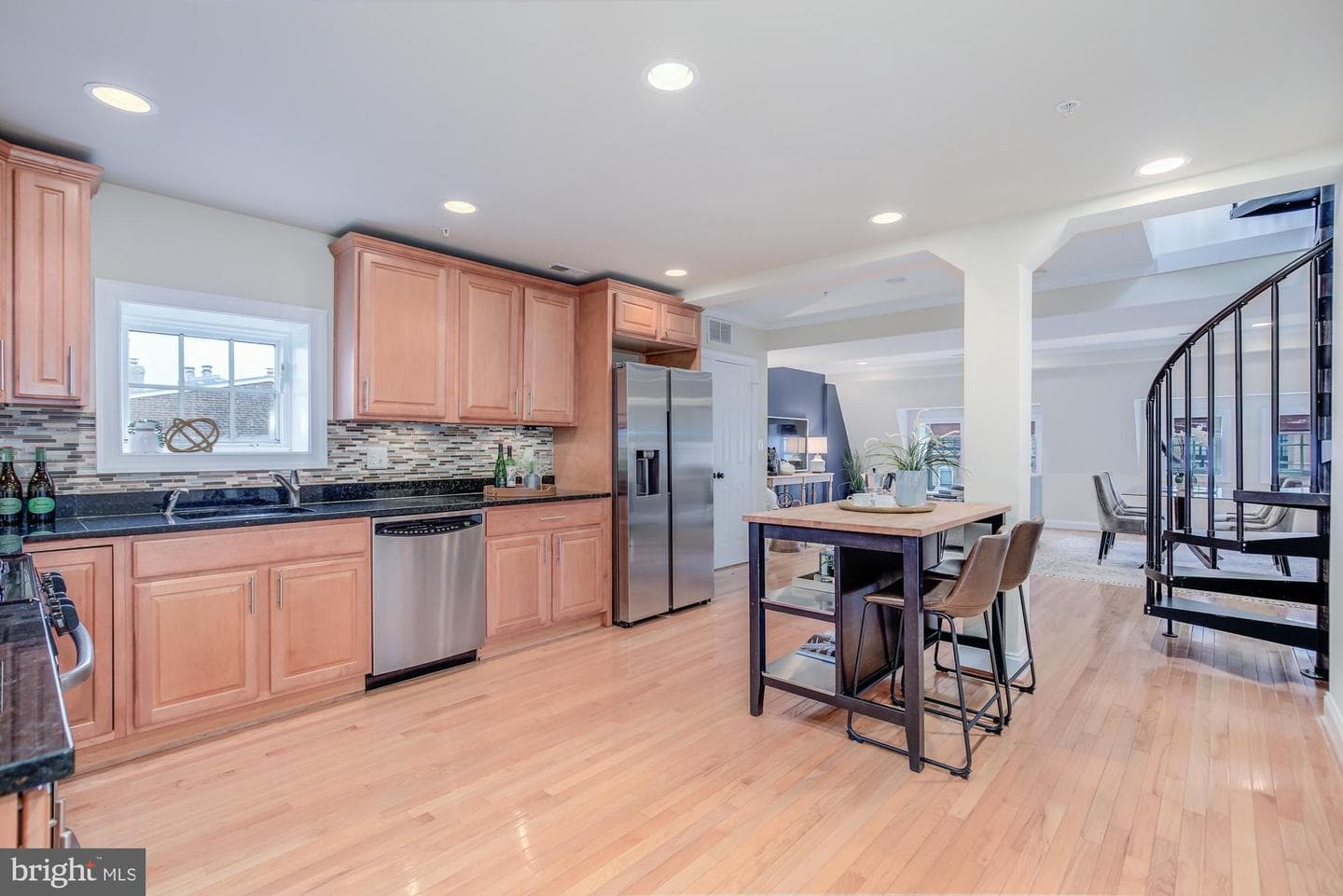 425 M Street NW #j photo 14