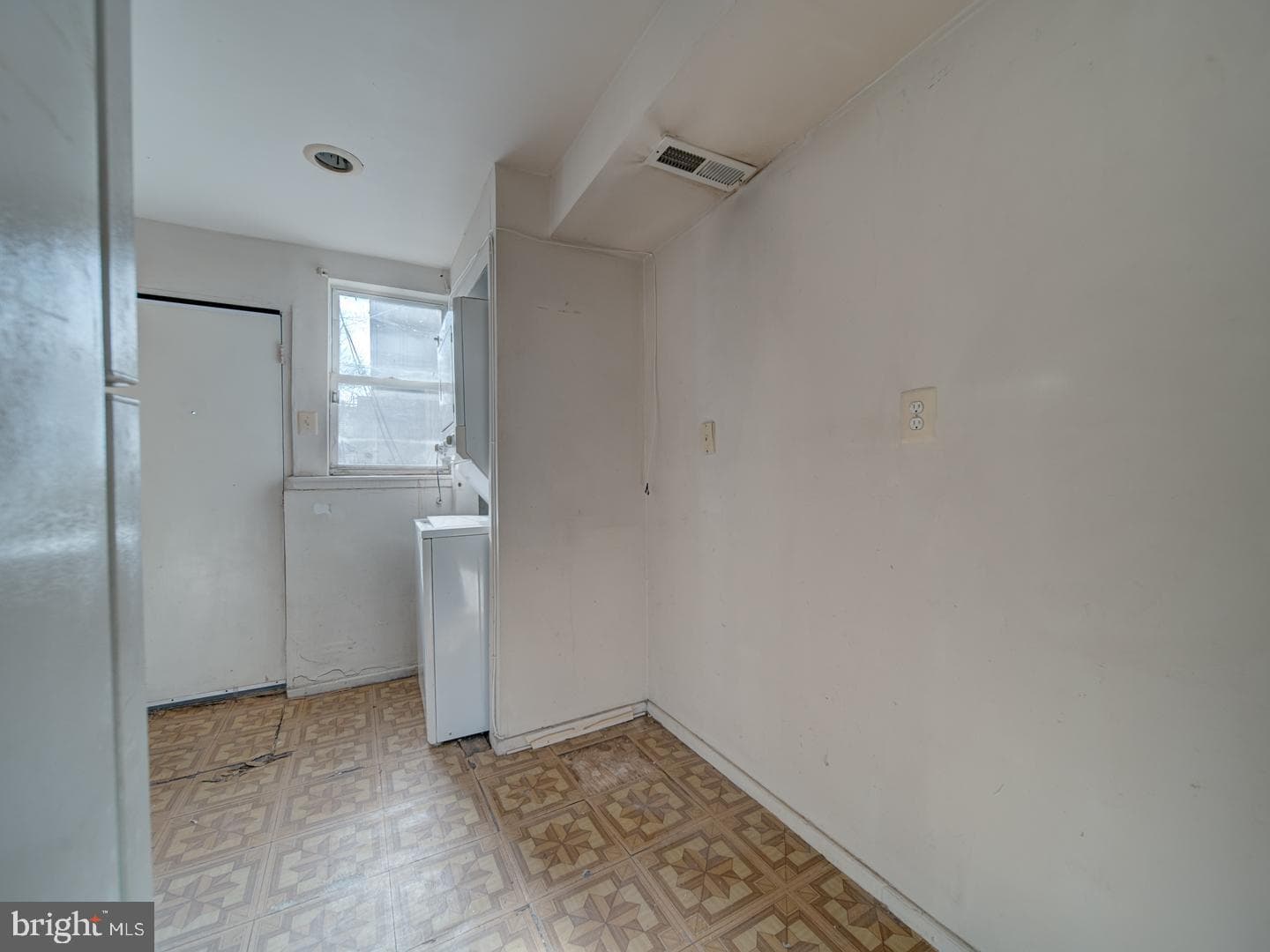 1709 L Street NE photo 12