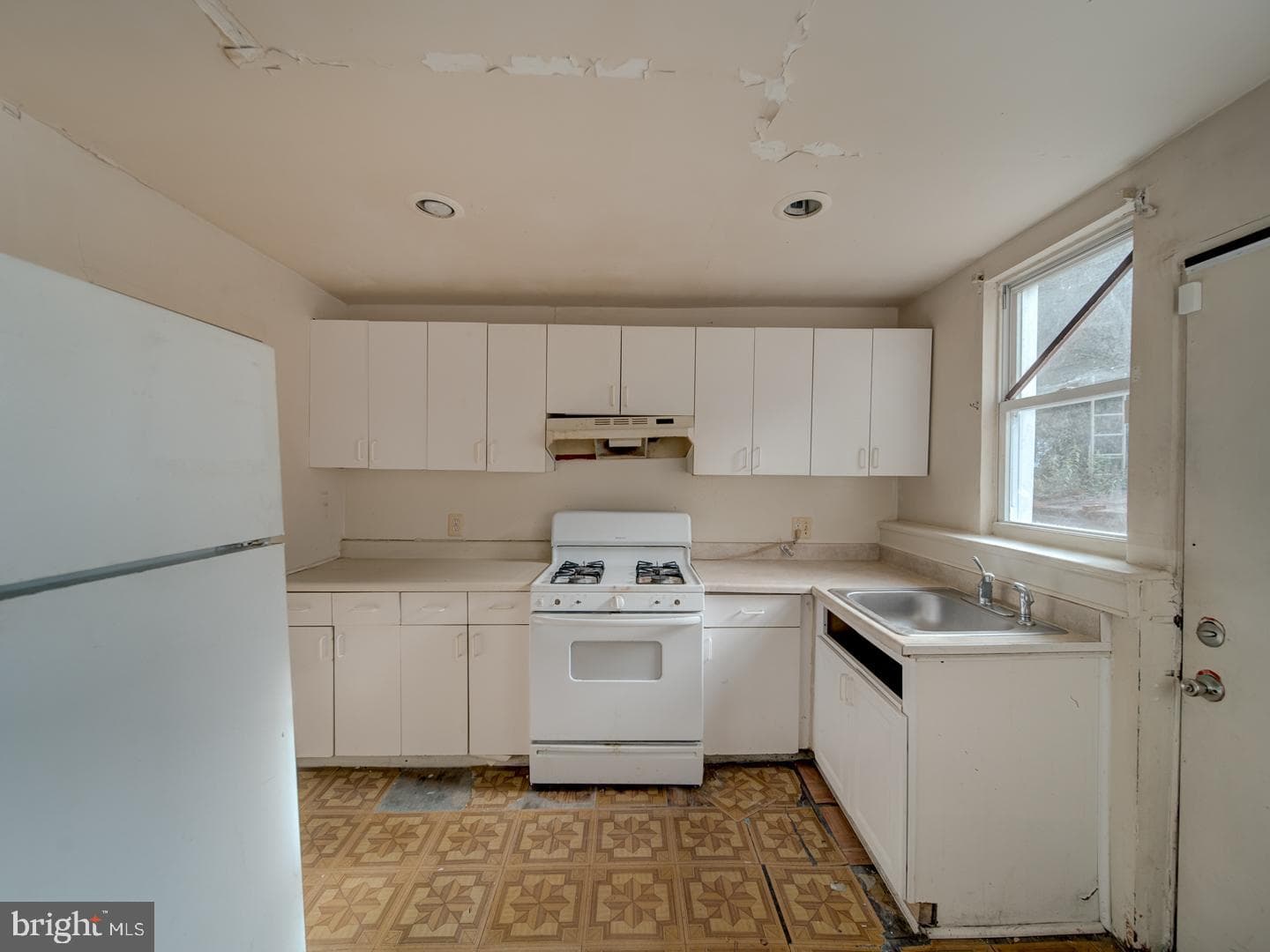1709 L Street NE photo 13