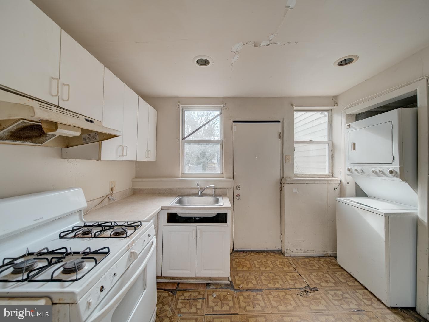 1709 L Street NE photo 17