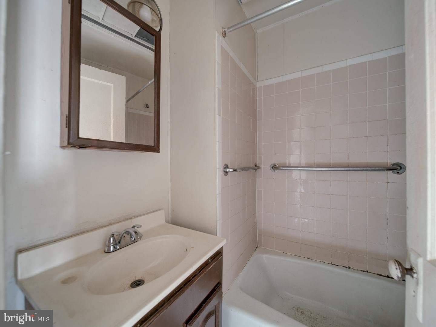 1709 L Street NE photo 24