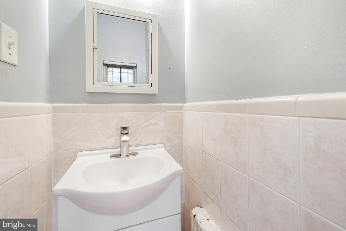 6712 6th Street NW photo 20
