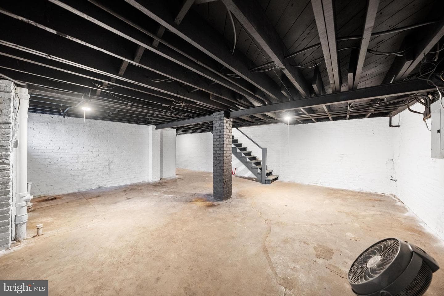 3551 Hertford Place NW photo 23