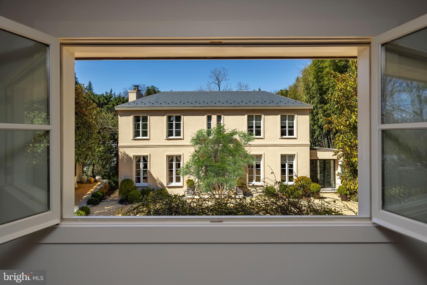 2740 Chain Bridge Road NW, Washington
