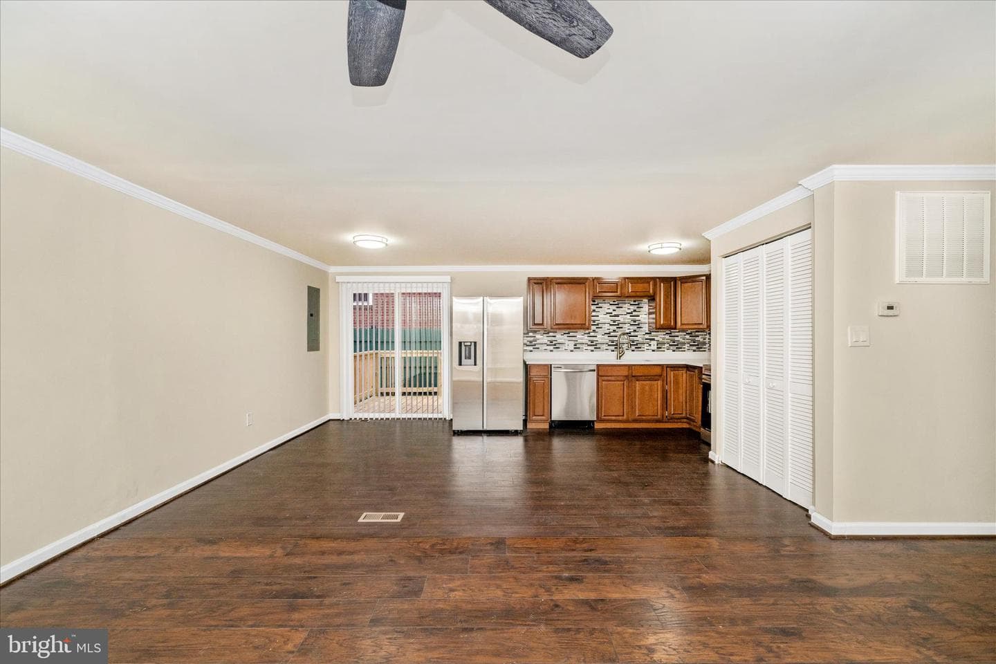 1015 48th Place NE photo 10
