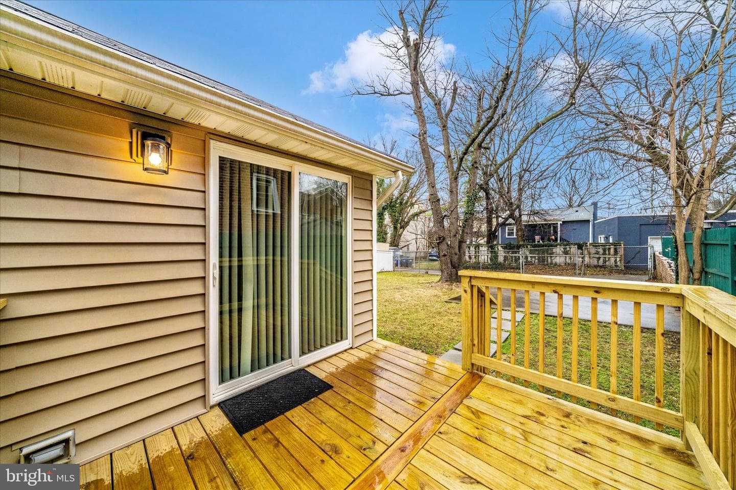 1015 48th Place NE photo 38