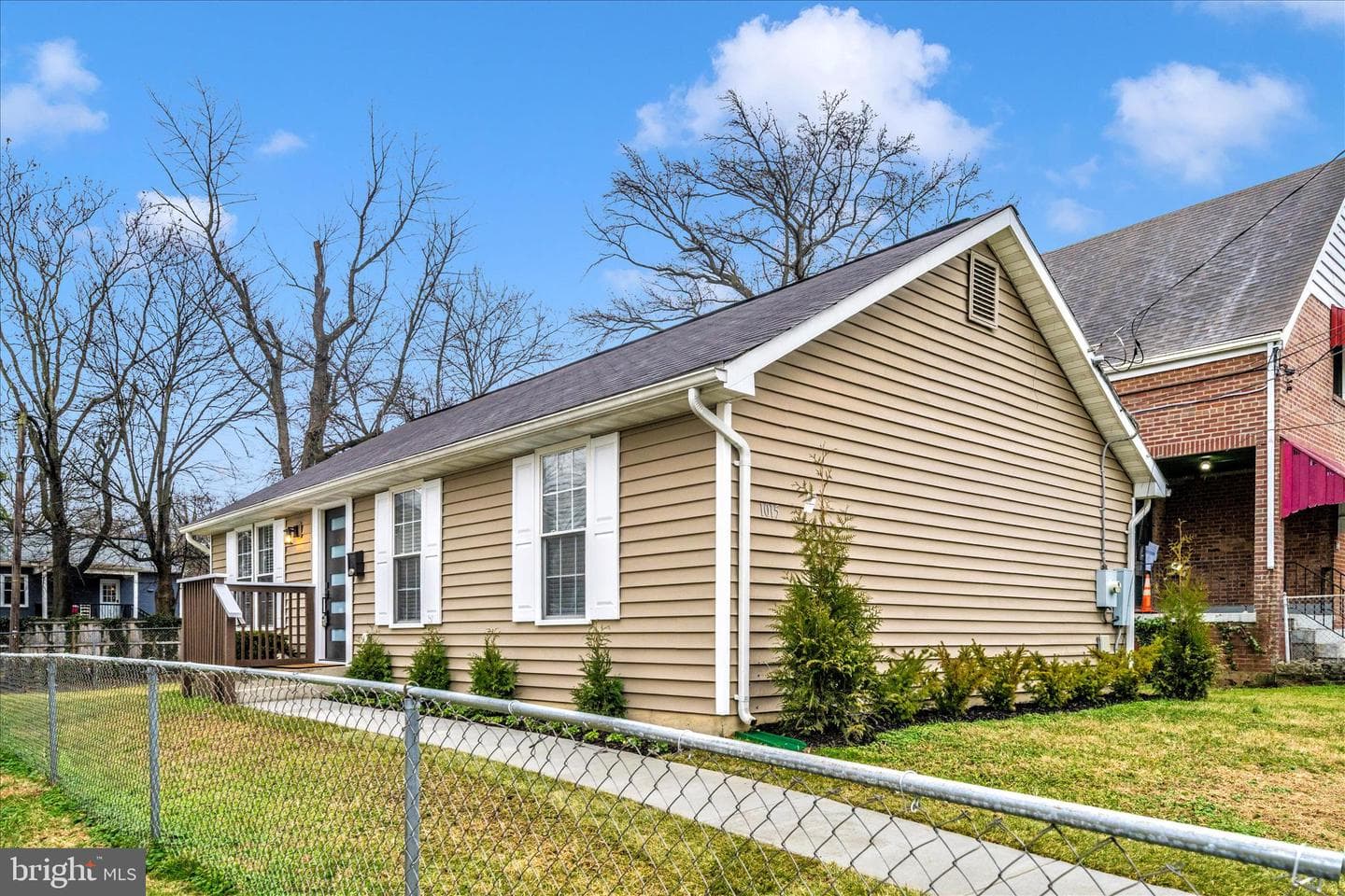 1015 48th Place NE photo 49