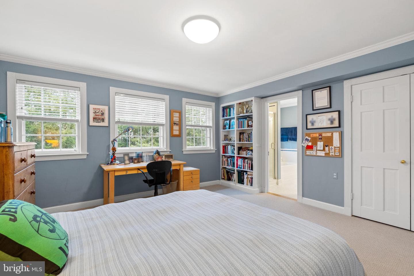 5085 Lowell Street NW photo 33