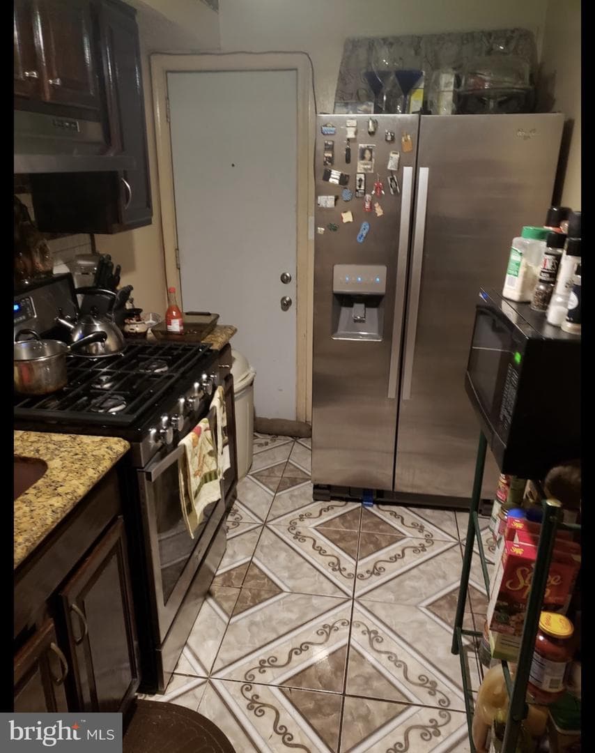 4927 Just Street NE photo 9