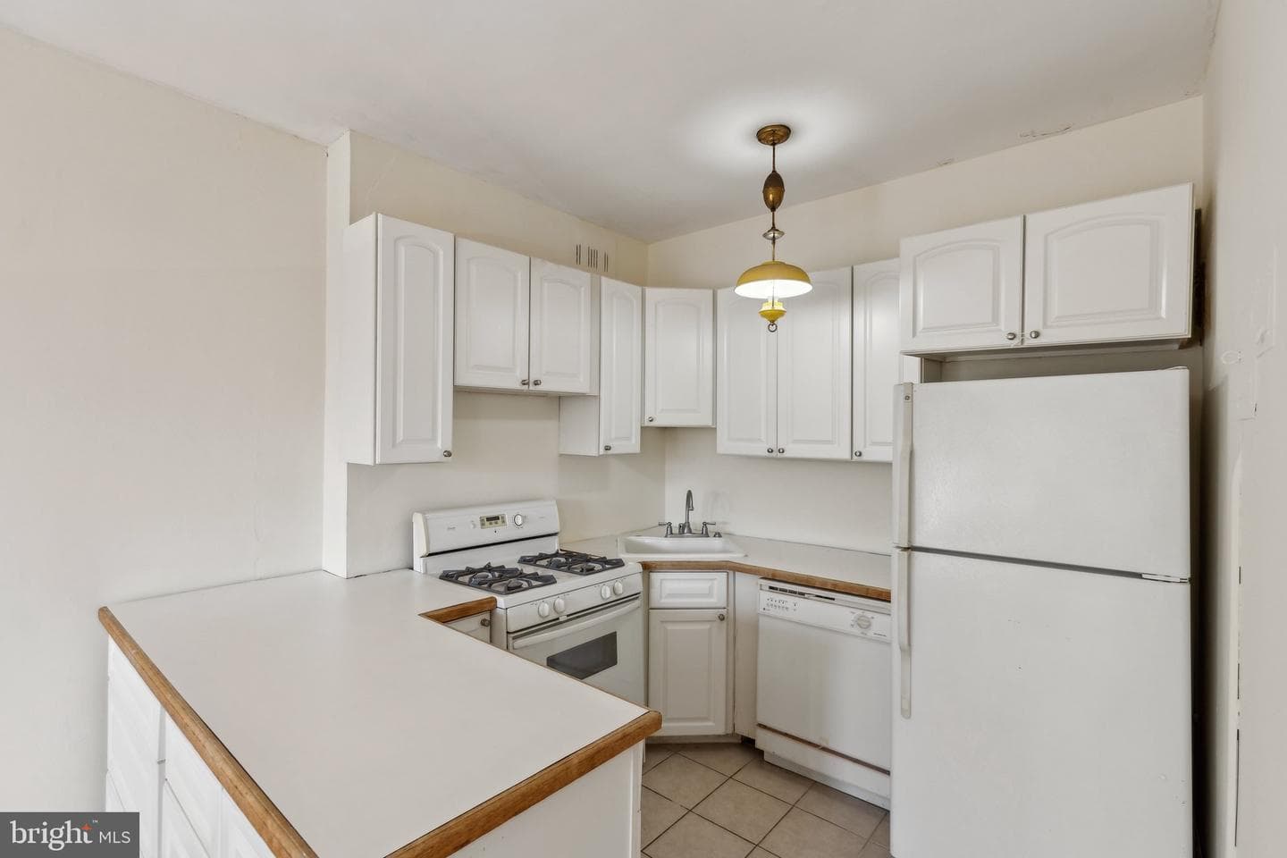 4000 Cathedral Avenue NW #605b photo 8