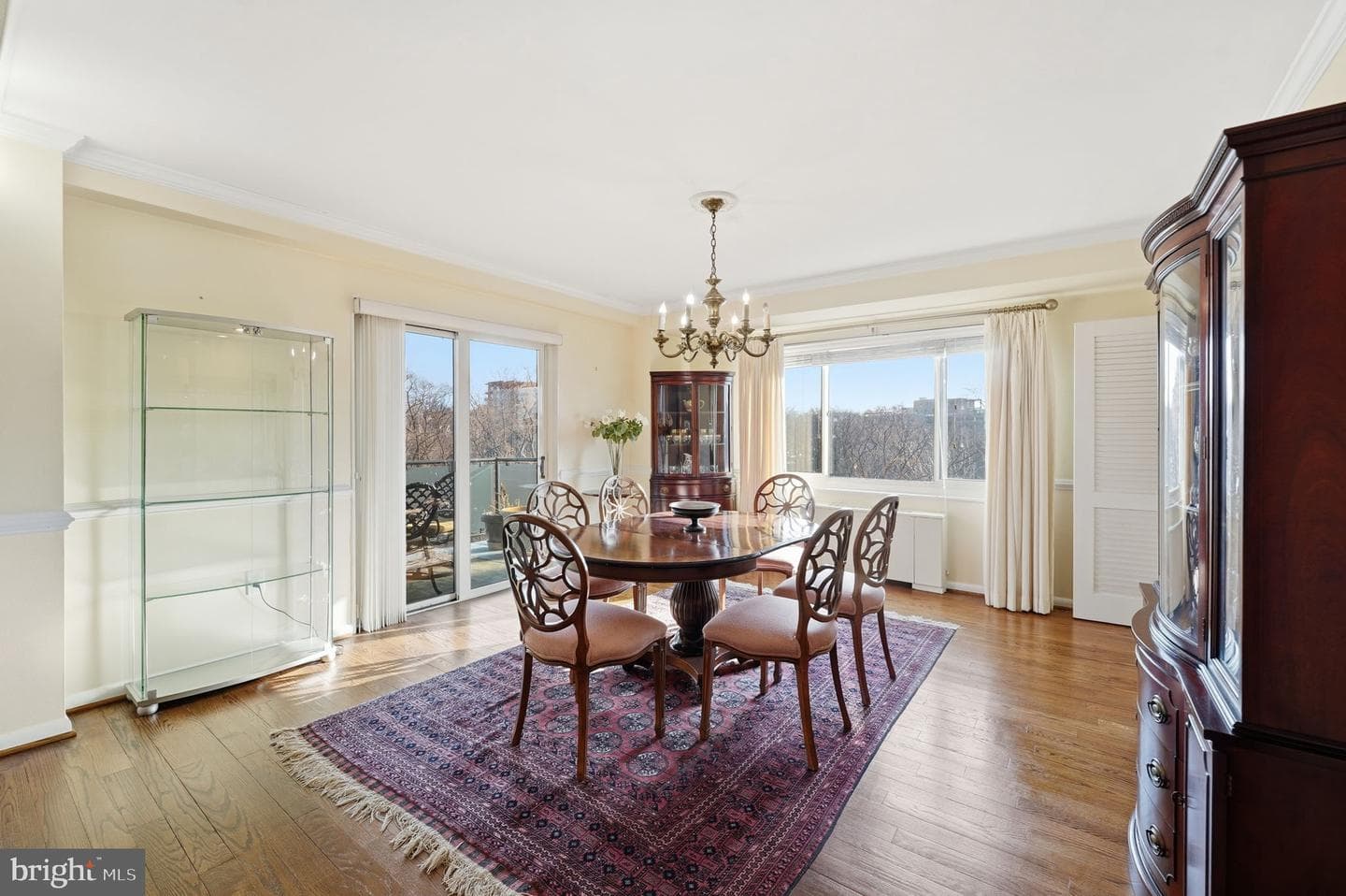 4201 Cathedral Avenue NW #905e photo 10