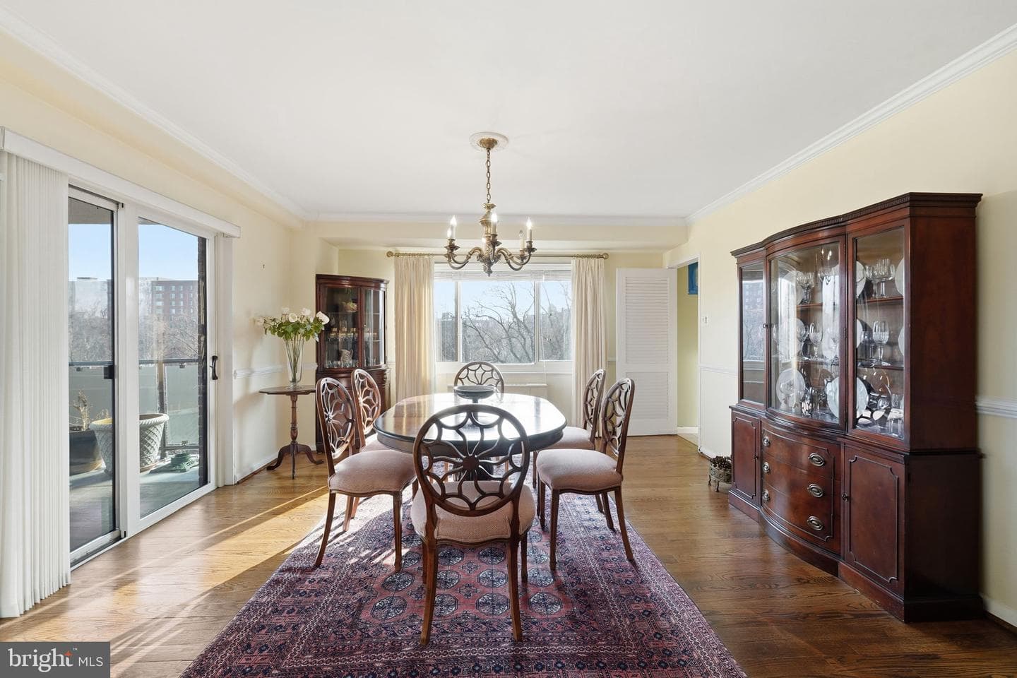 4201 Cathedral Avenue NW #905e photo 11