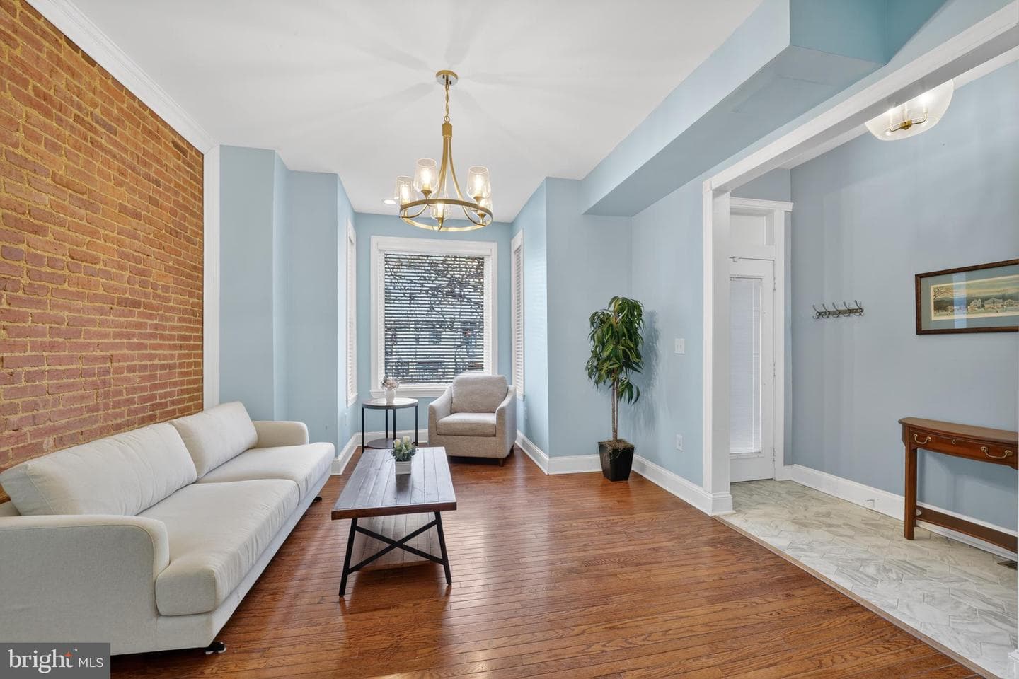 1123 I Street NE photo 3
