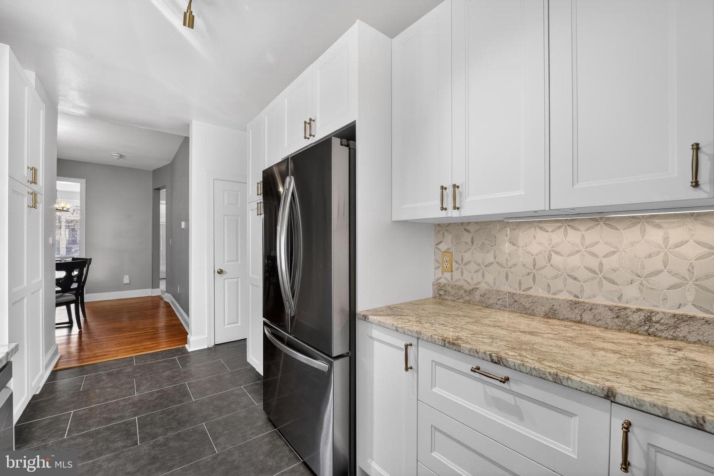 1123 I Street NE photo 6