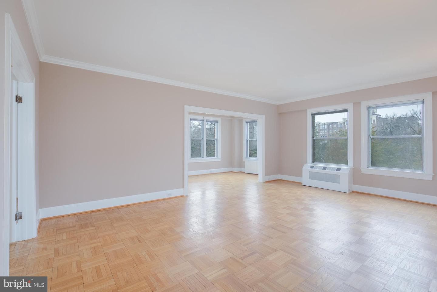 3900 Cathedral Avenue NW #404a photo 11