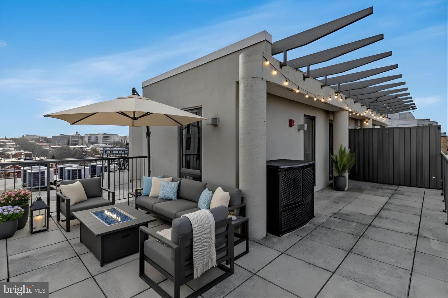 301 H Street NE #ph-602, Washington