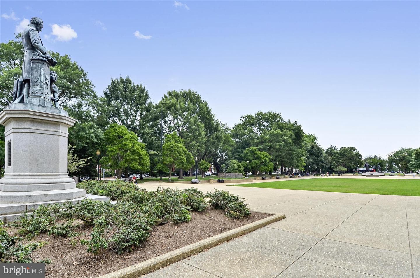 1419 D Street NE photo 11