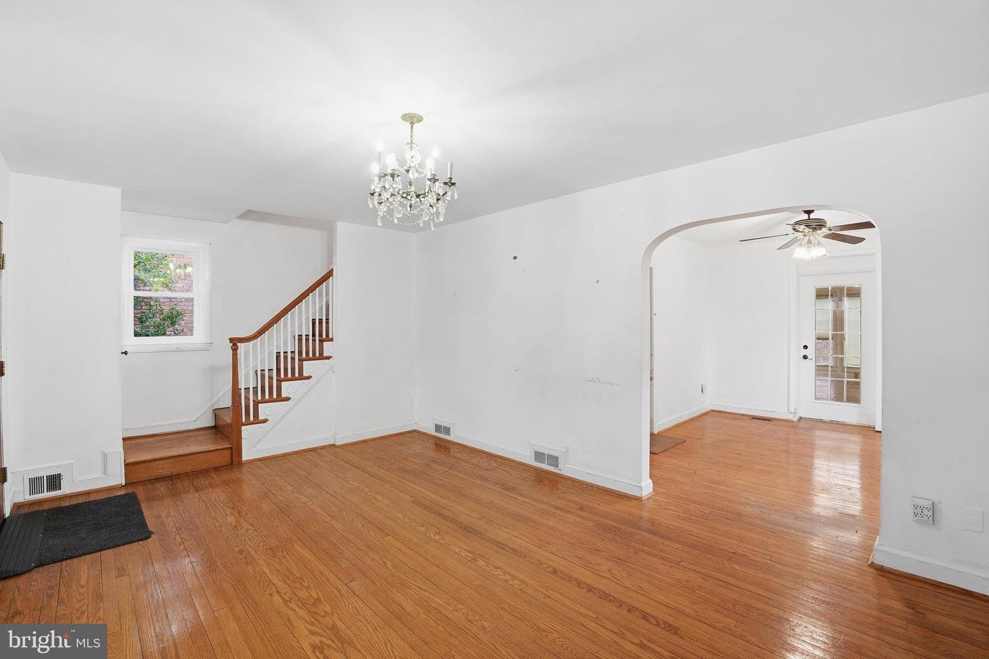 6758 Eastern Avenue NW photo 4