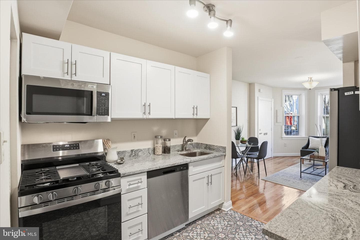 122 Bates Street NW photo 91