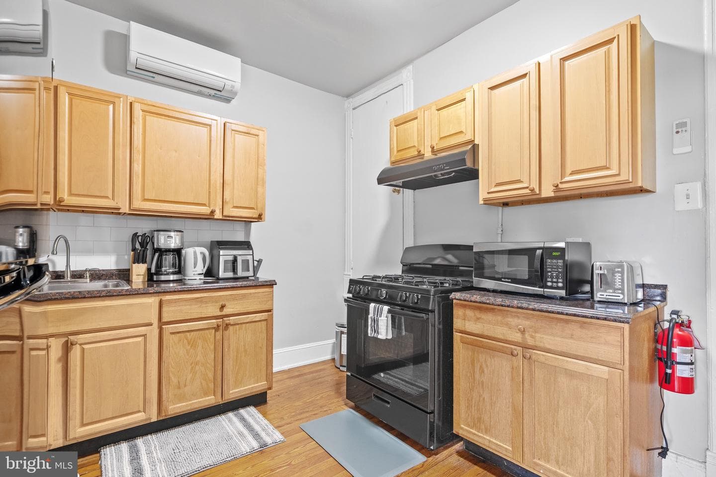 28 T Street NW photo 16