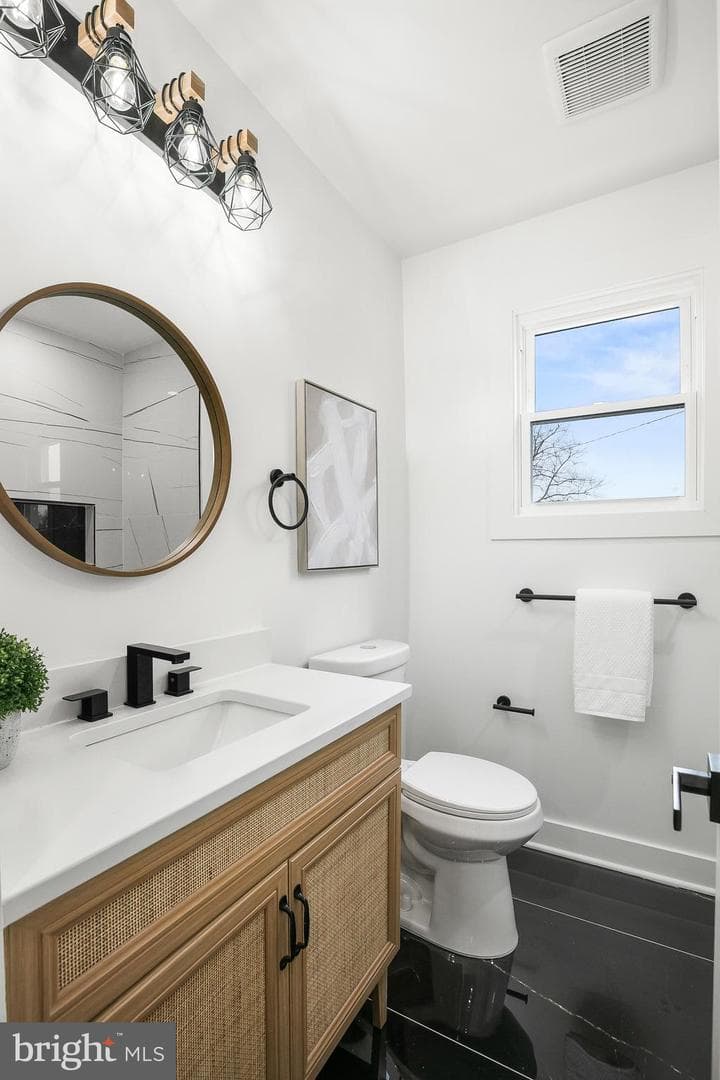 1435 Channing Street NE photo 30