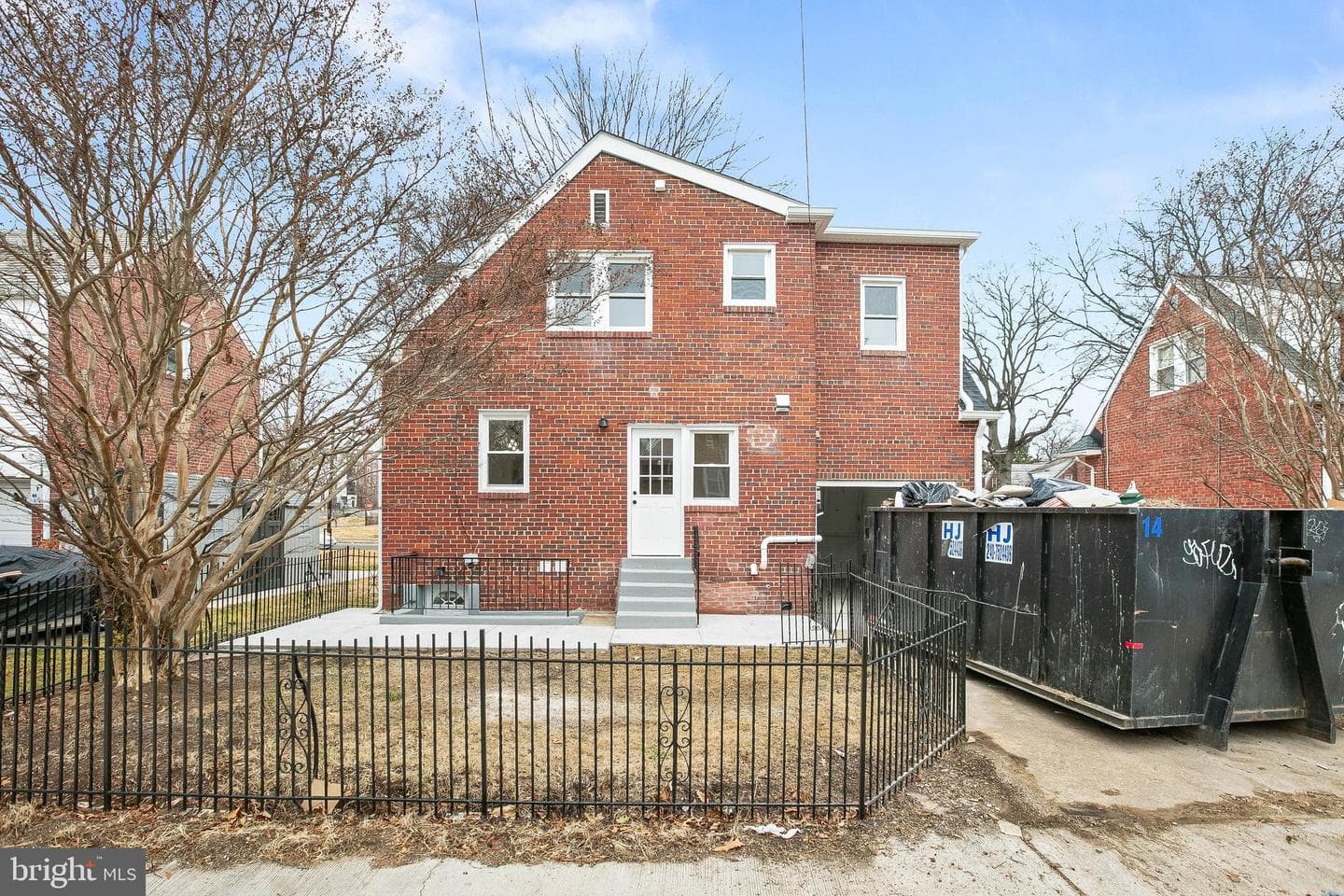 1435 Channing Street NE photo 4