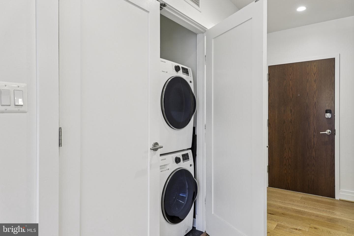 301 H Street NE #201 photo 12