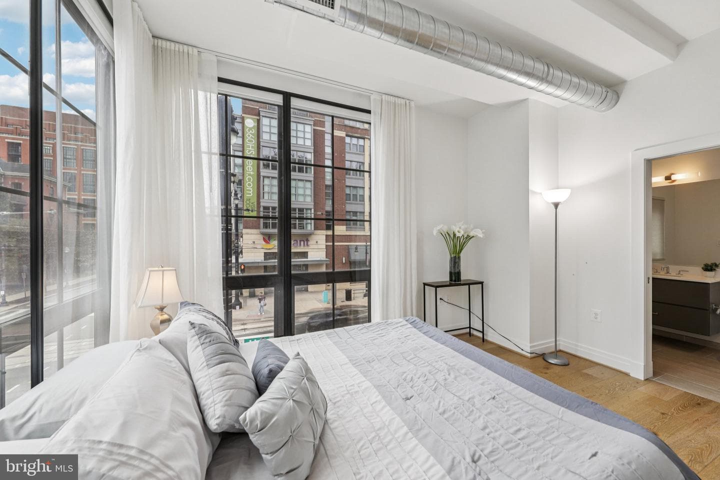 301 H Street NE #201 photo 17