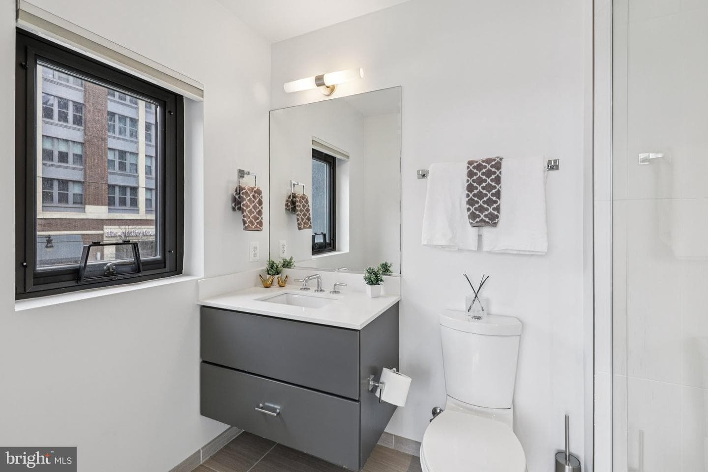 301 H Street NE #201 photo 19
