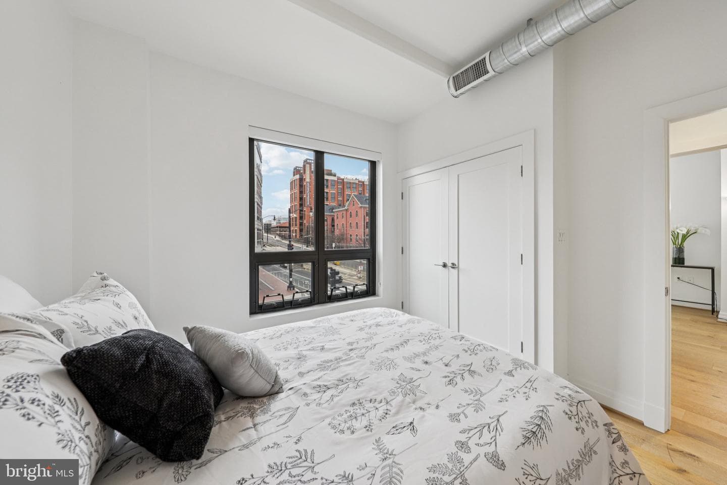 301 H Street NE #201 photo 24