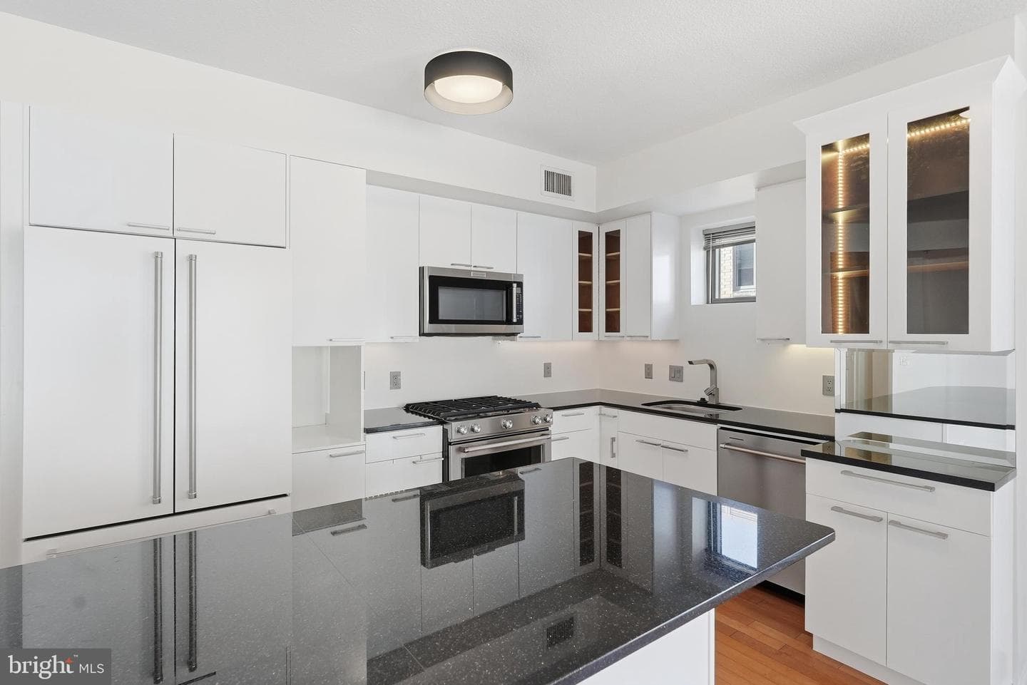 440 L Street NW #805 photo 14