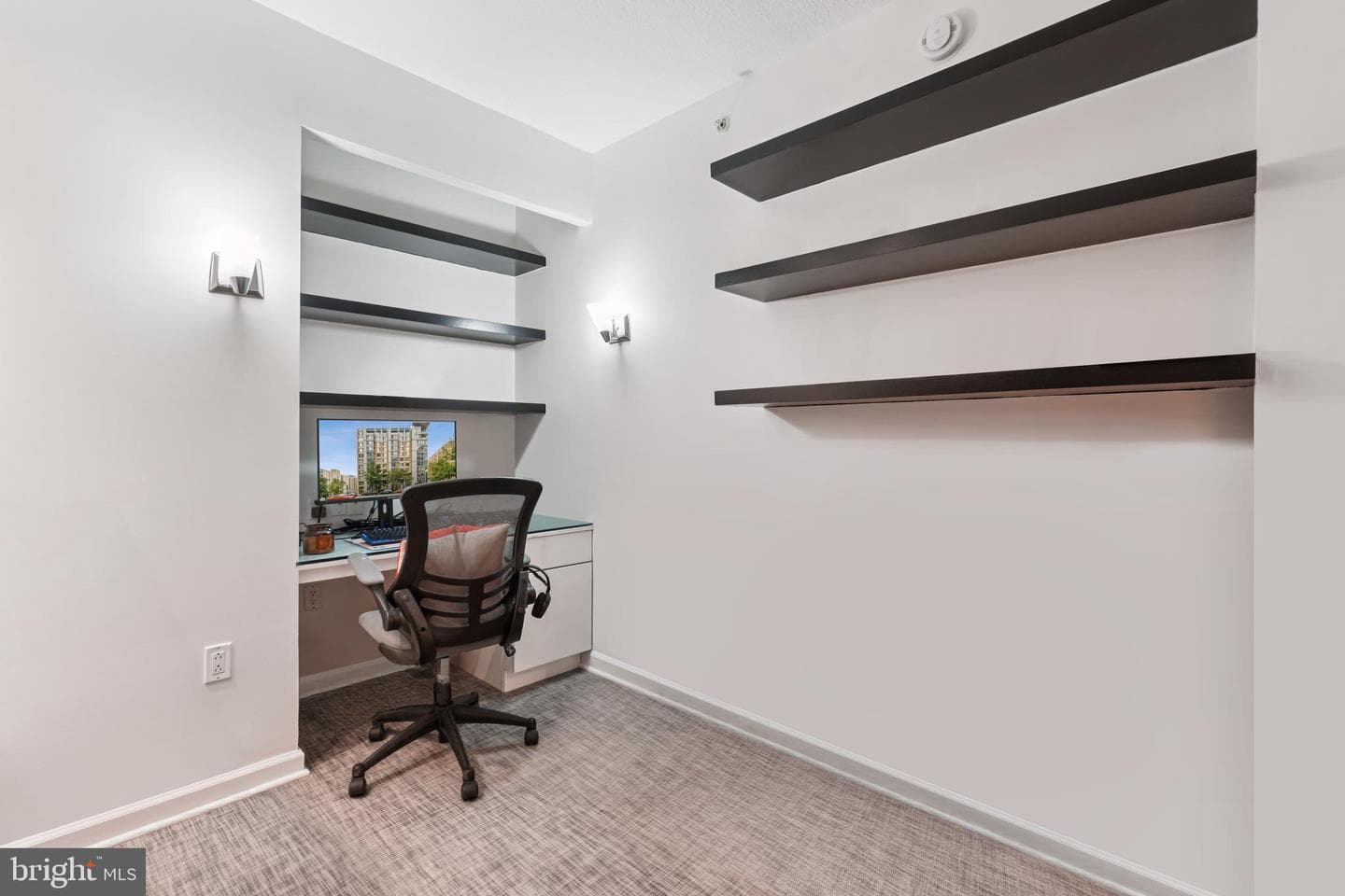 440 L Street NW #805 photo 33