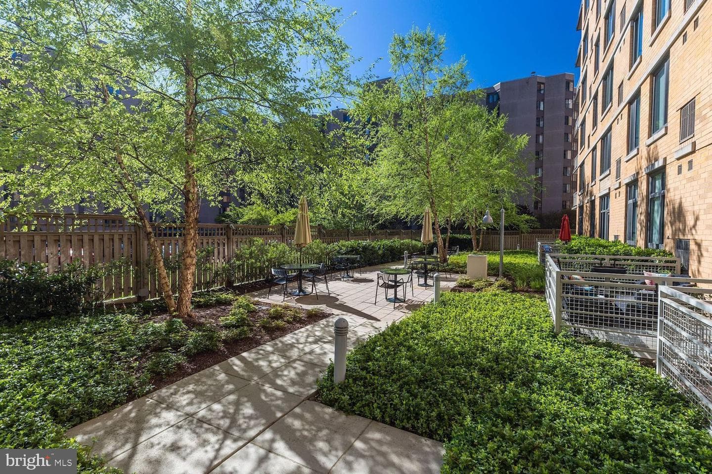 440 L Street NW #805 photo 37