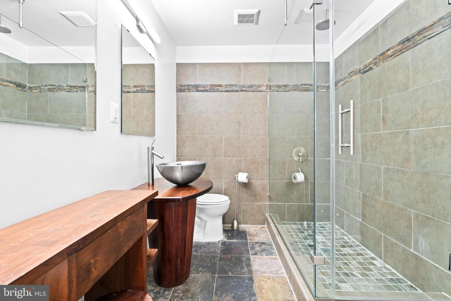 73 G Street SW #103 photo 22