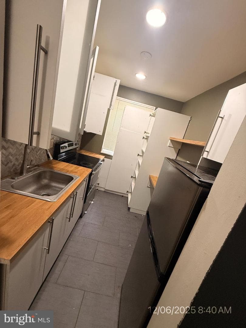 510 Ridge Road SE #102 photo 2