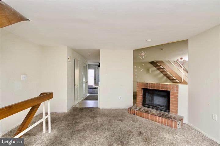 1818 Bryant St NE photo 4