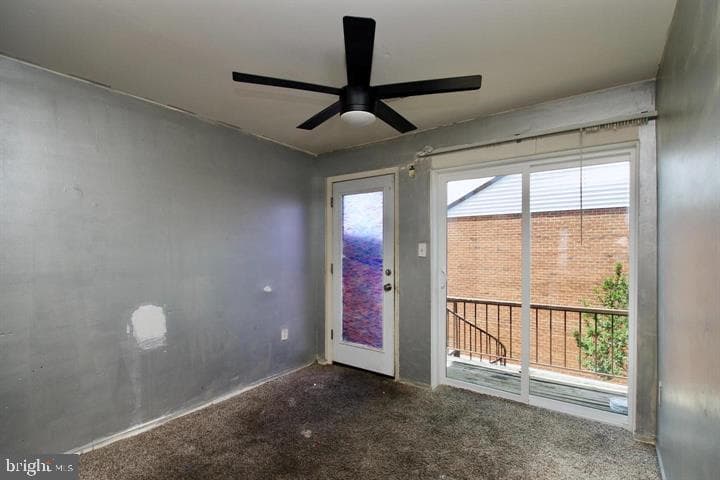 1818 Bryant St NE photo 6