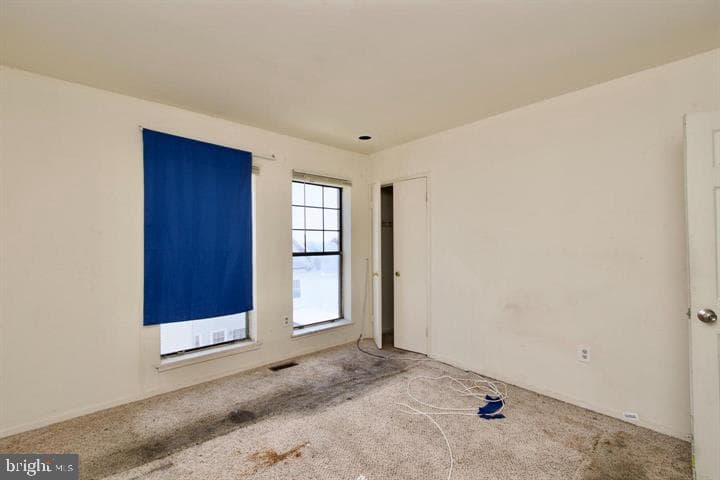 1818 Bryant St NE photo 8
