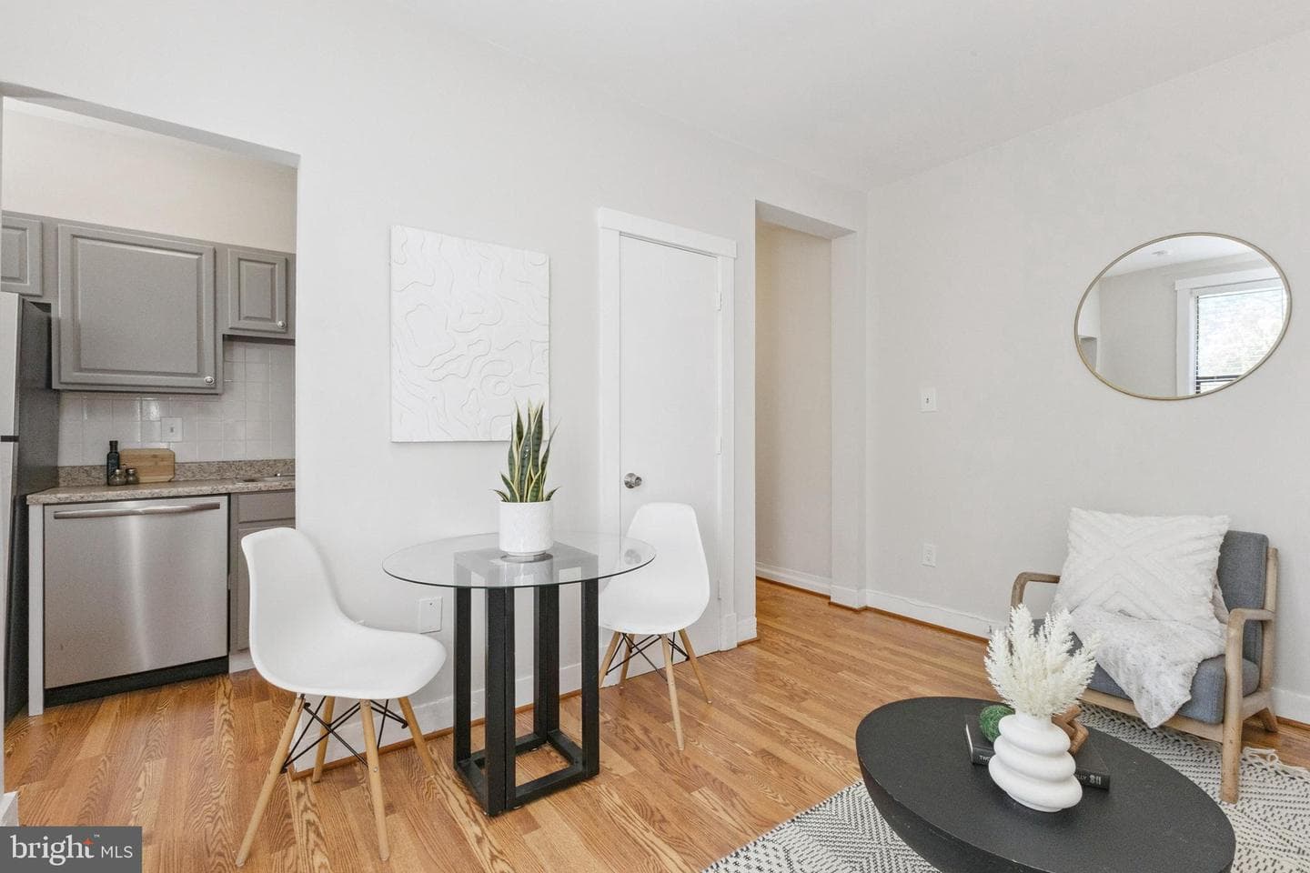 7 18th Street SE #208 photo 5