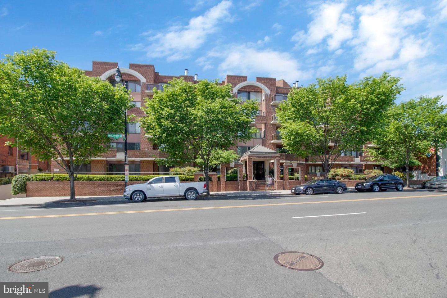 2320 Wisconsin Avenue NW #206 photo 1