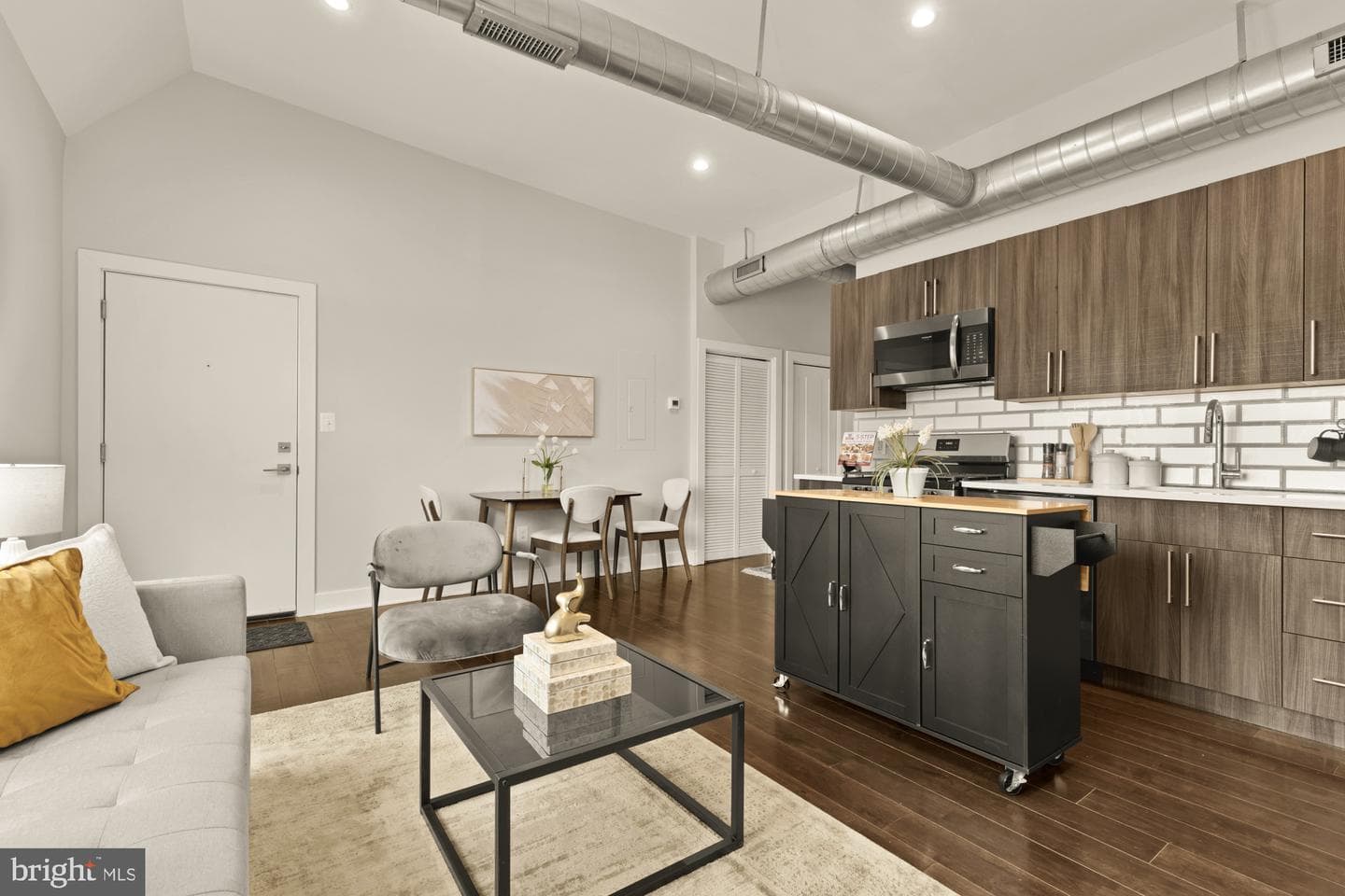 1605 F Street NE #4 photo 5