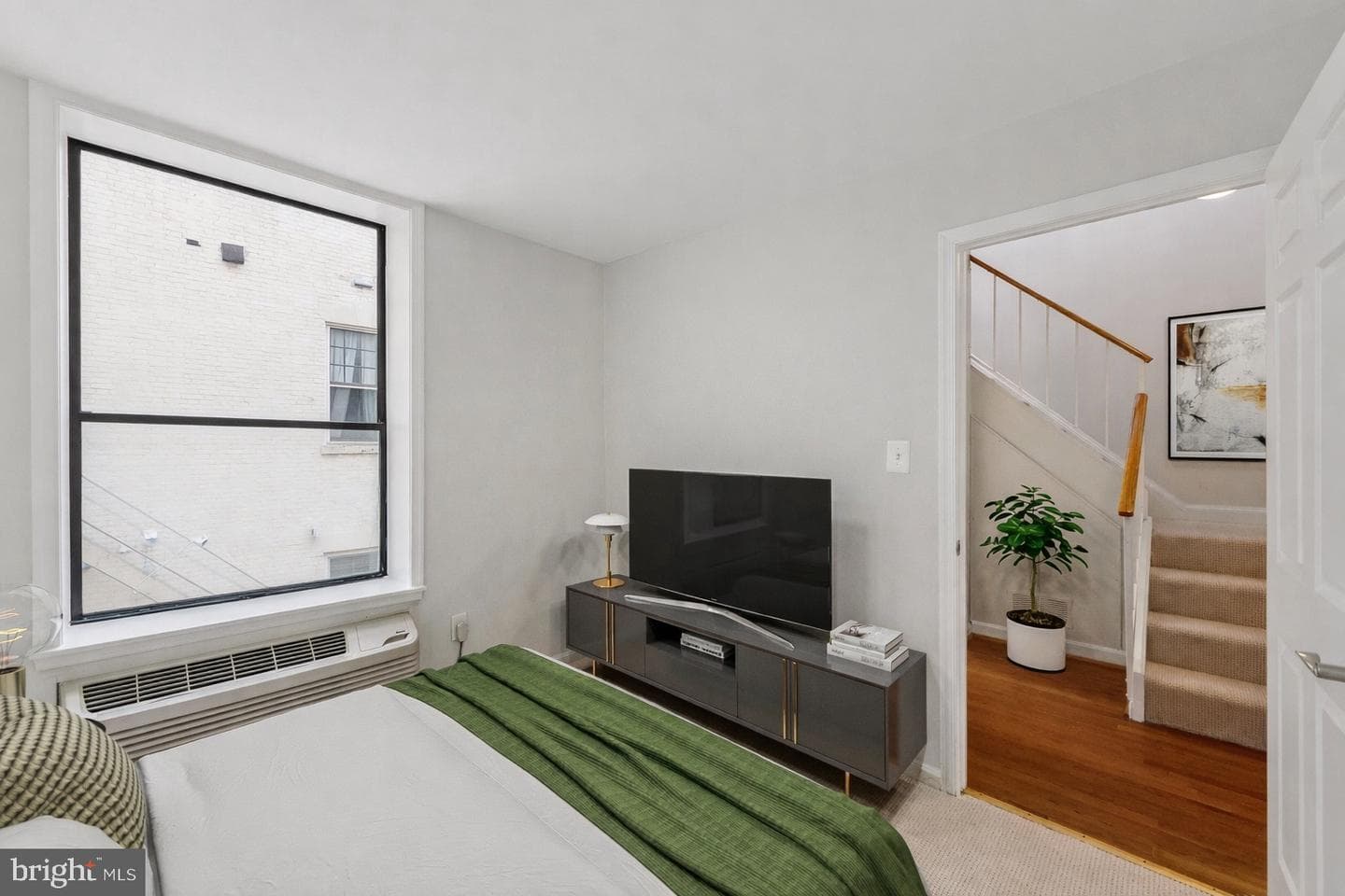 2145 California Street NW #303 photo 20